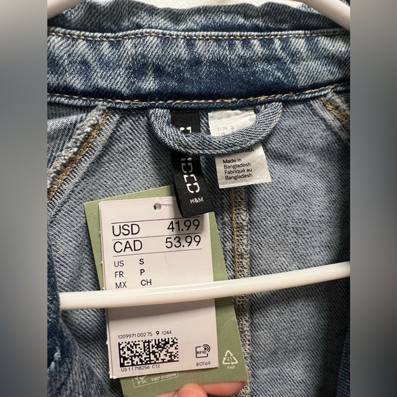 Denim jacket - Picture 2 of 4